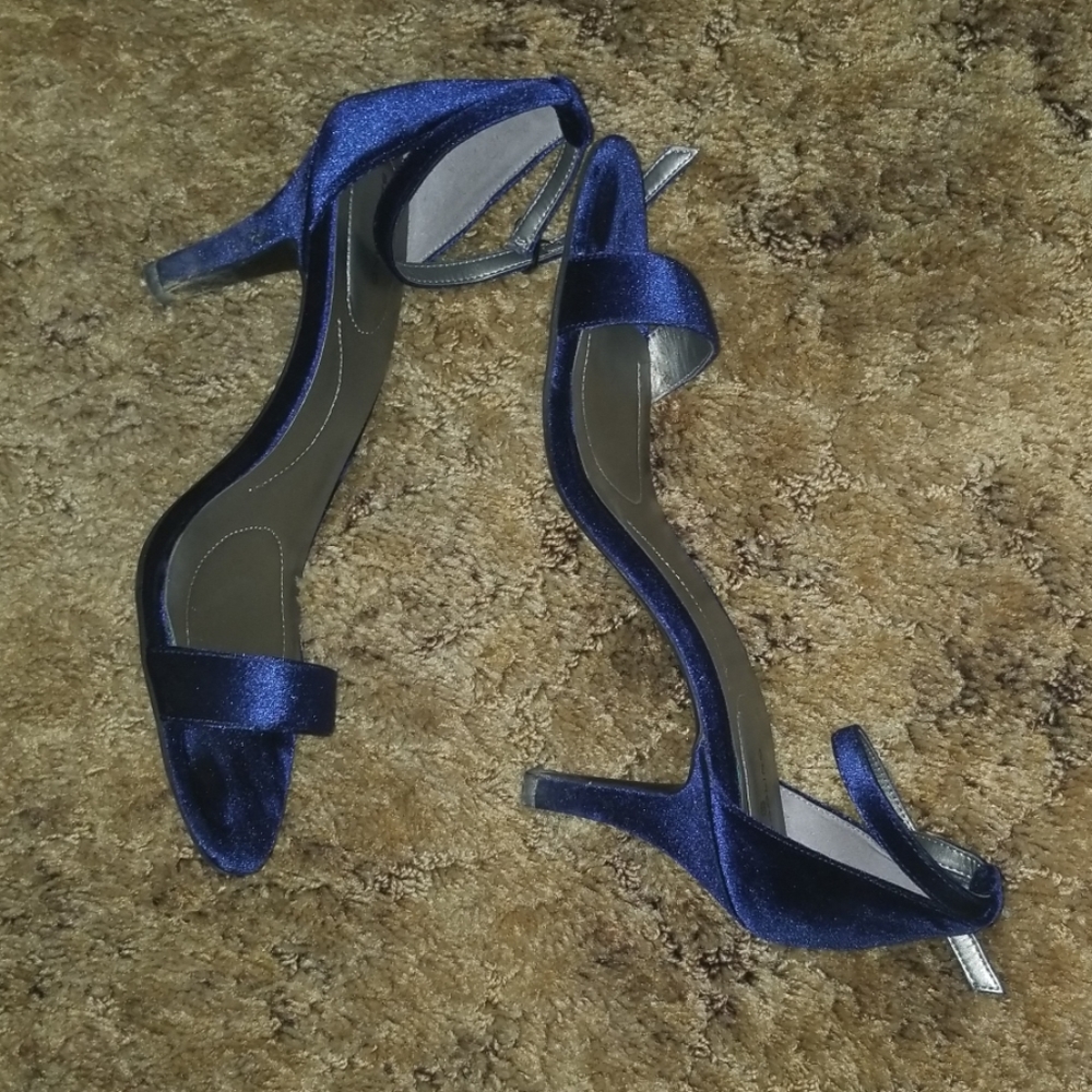 Bandolino Nadia Dress Sandal Blue Velvet Women's Size 11 - Picture 4 of 5